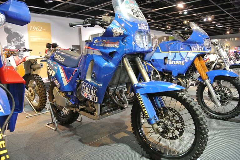 Yamaha YZE 750