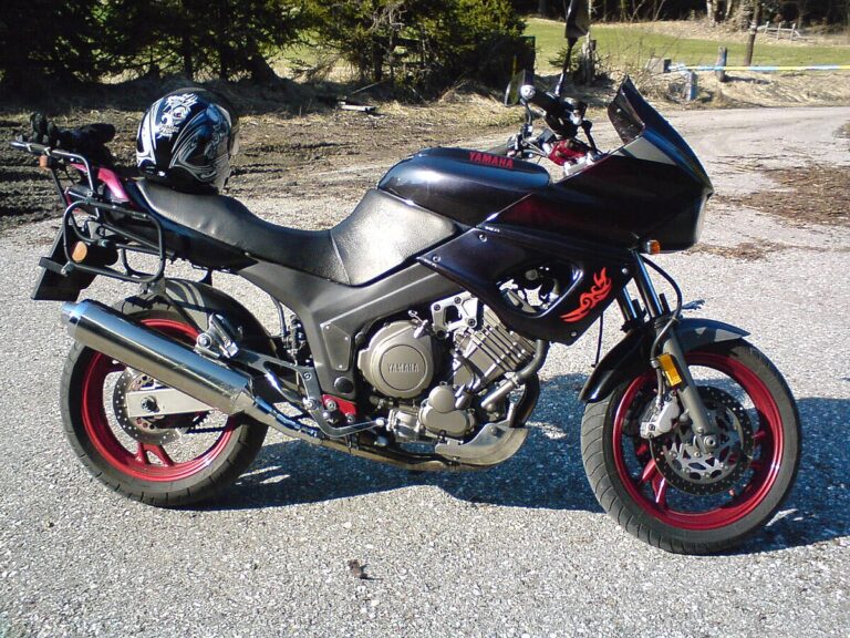 Yamaha TDM850
