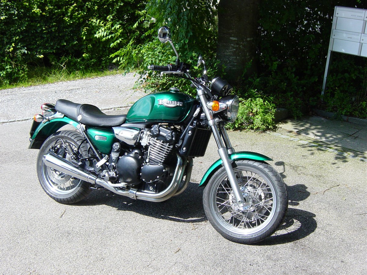 Triumph Legend TT