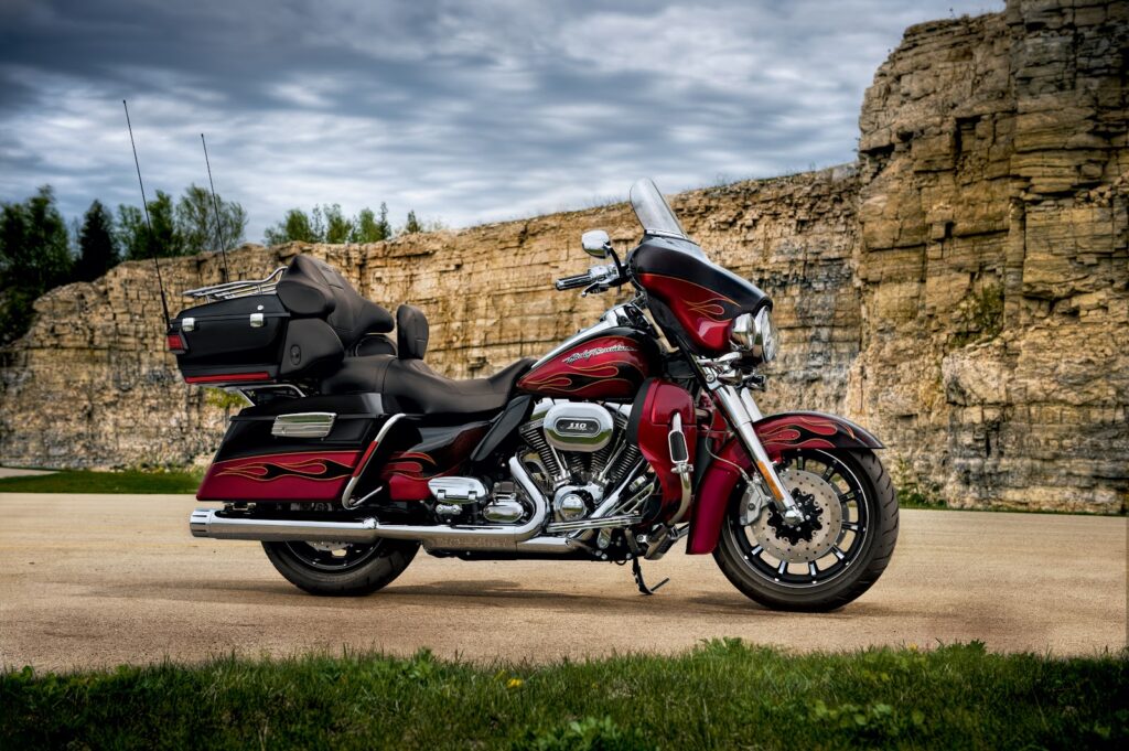 2011 Harley-Davidson FLHTCUSE6  CVO ULTRA CLASSIC ELECTRA GLIDE