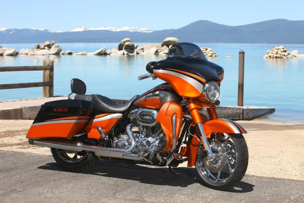 2011 Harley-Davidson HXSE2  CVO STREET GLIDE