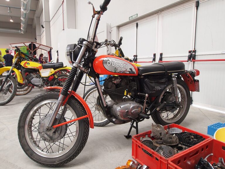 Ducati Road 250