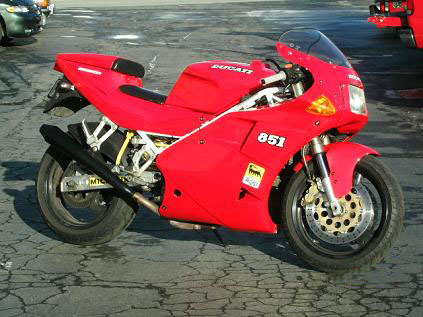 Ducati 851