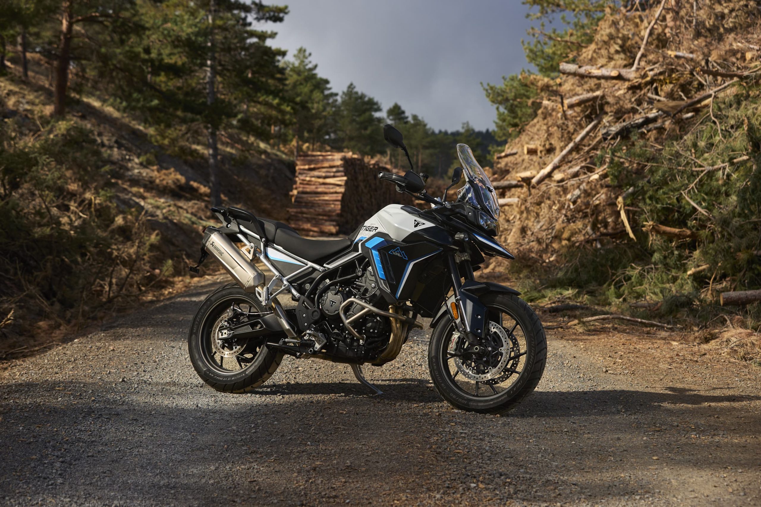 2026 Triumph Tiger 900 Alpine Edition