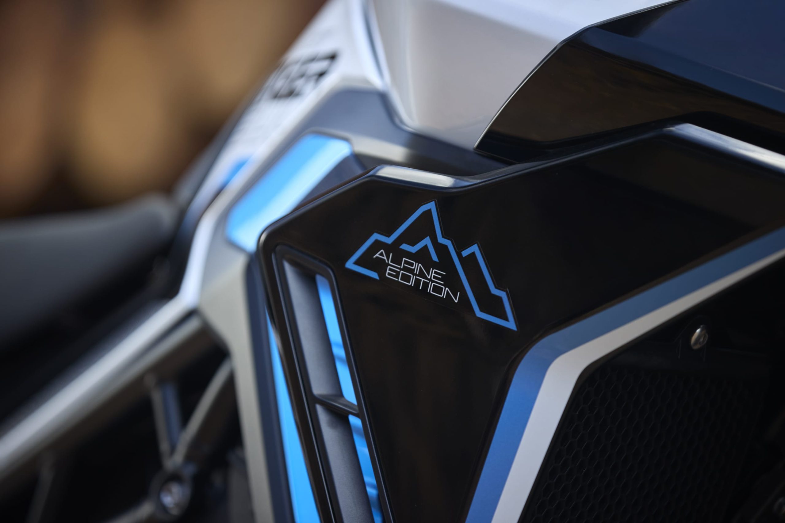 2026 Triumph Tiger 900 Alpine Edition