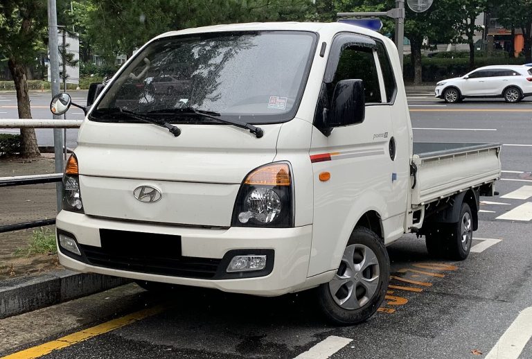 Hyundai Porter Specs, Range, Battery, Dimensions & Features