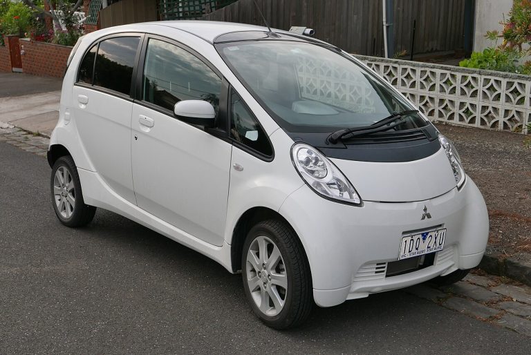 Mitsubishi i-MiEV Specs, Range, Battery, Dimensions & Features