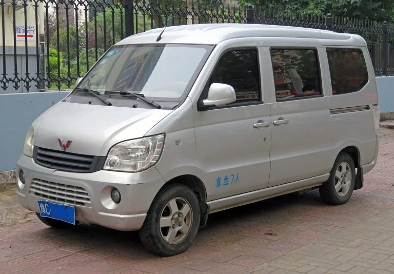 Wuling Sunshine Specs, Range, Battery, Dimensions & Features