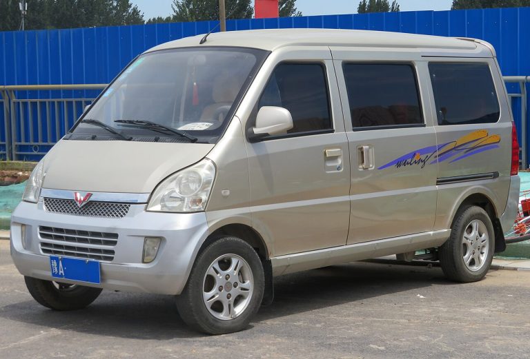 Wuling Rongguang Specs, Range, Battery, Dimensions & Features