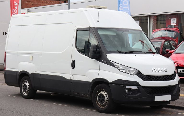 Iveco Daily Specs, Range, Battery, Dimensions & Features