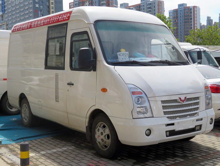 Wuling EV80 Specs, Range, Battery, Dimensions & Features