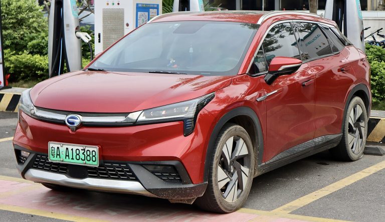 Aion LX Specs, Range, Battery, Charging & Features