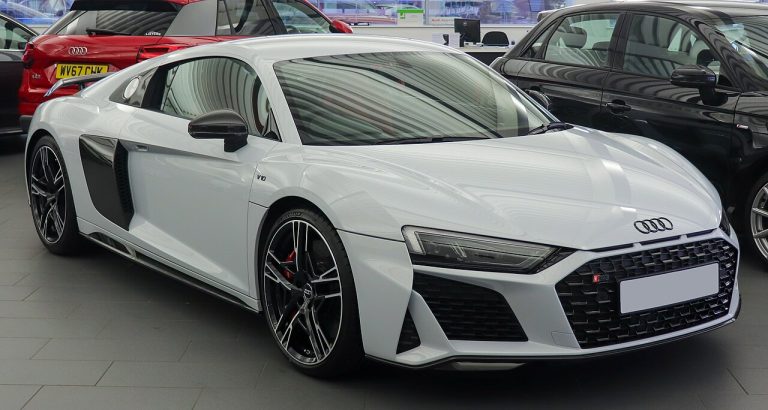 Audi R8 (Type 4S) Specs, Range, Battery, Charging & Features