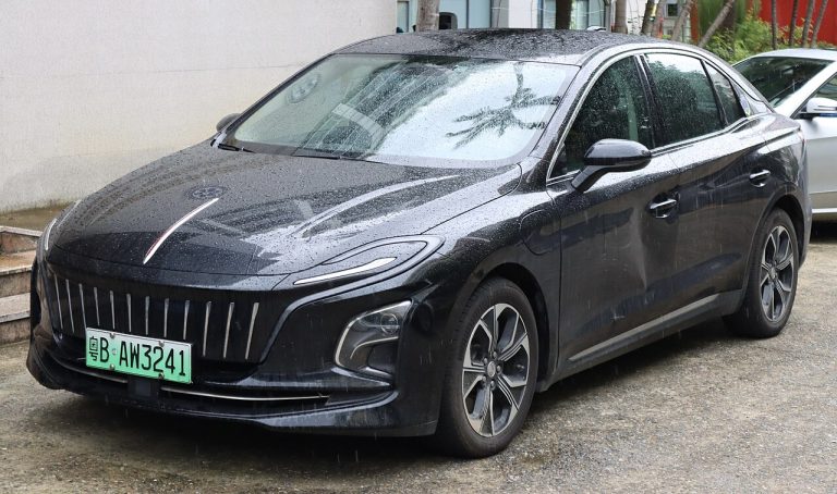 Hongqi E-QM5 Specs, Range, Battery, Dimensions & Features