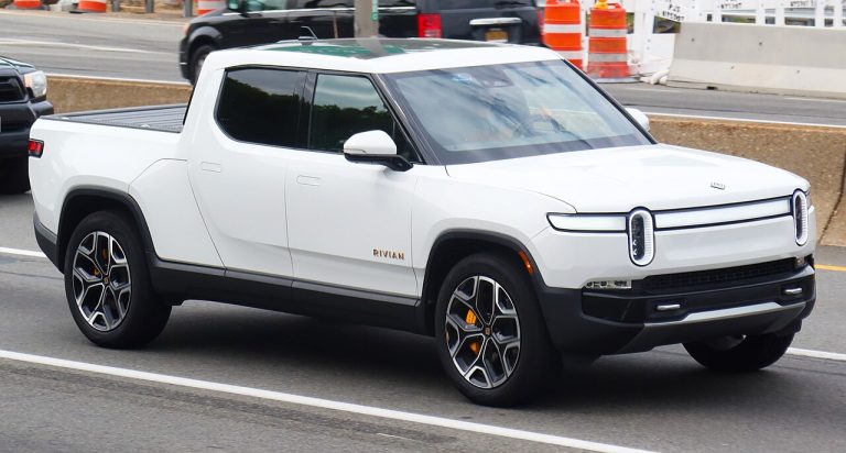 Rivian R1T Specs, Range, Battery, Dimensions & Features