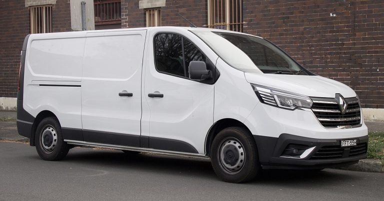Renault Trafic Specs, Range, Battery, Dimensions & Features