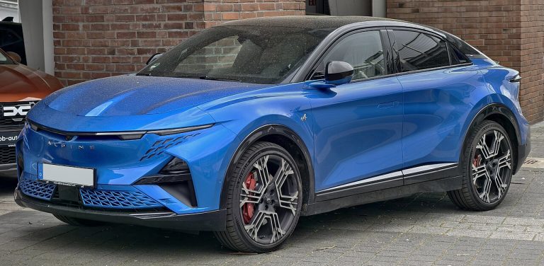 Alpine A390 Specs, Range, Battery, Charging & Features