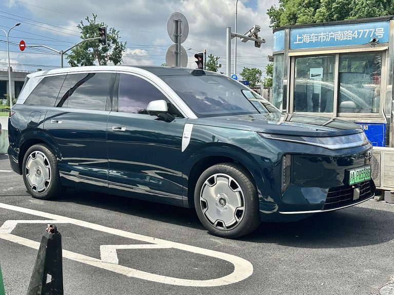 BYD Datang Specs, Range, Battery, Charging & Features