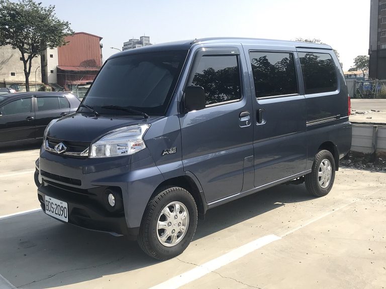 CMC Veryca Specs, Range, Battery, Dimensions & Features