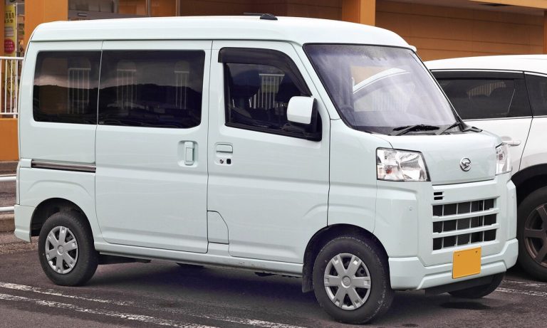 Daihatsu Hijet Specs, Range, Battery, Dimensions & Features