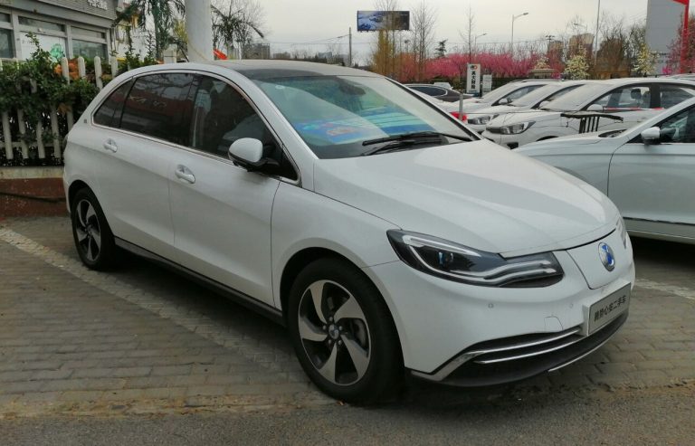 Denza 500 Specs, Range, Battery, Dimensions & Features