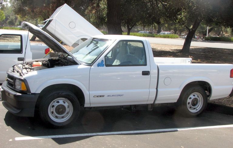 Chevrolet S-10 EV Specs, Range, Battery, Dimensions & Features