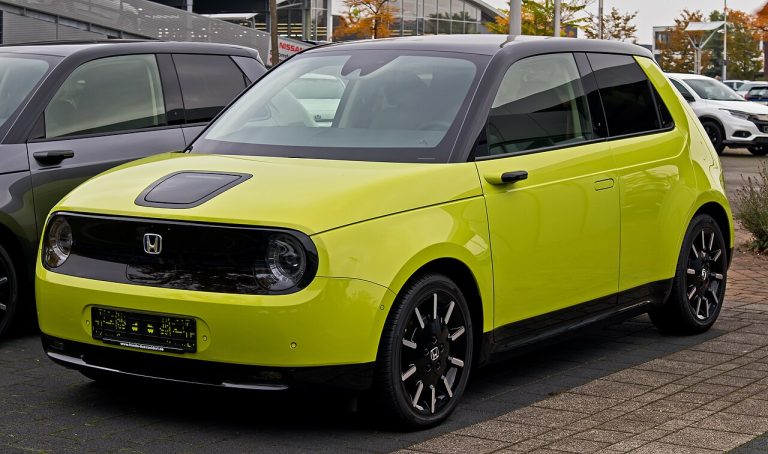 Honda e Specs, Range, Battery, Dimensions & Features