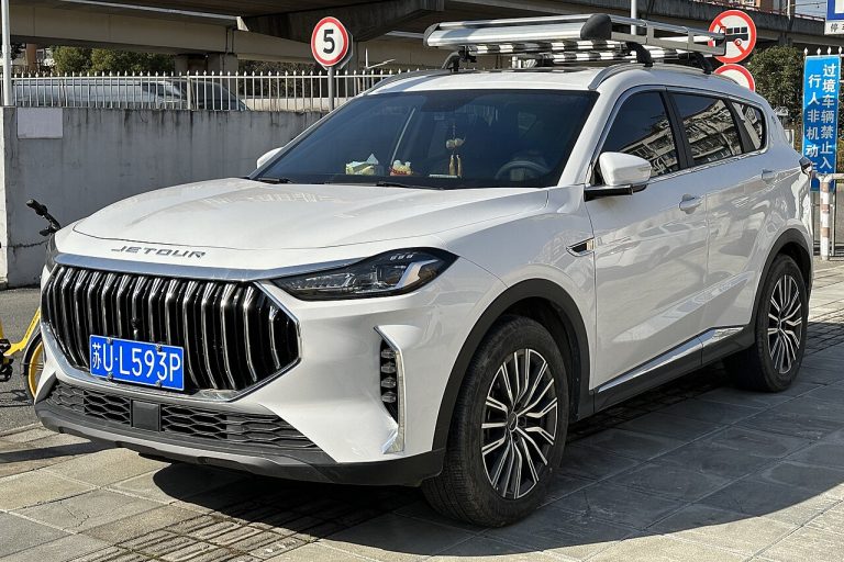Jetour X70 Specs, Range, Battery, Dimensions & Features