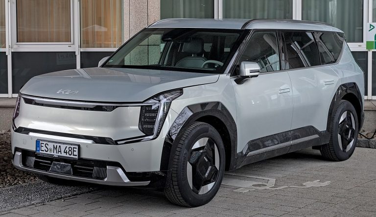 Kia EV9 Specs, Range, Battery, Dimensions & Features