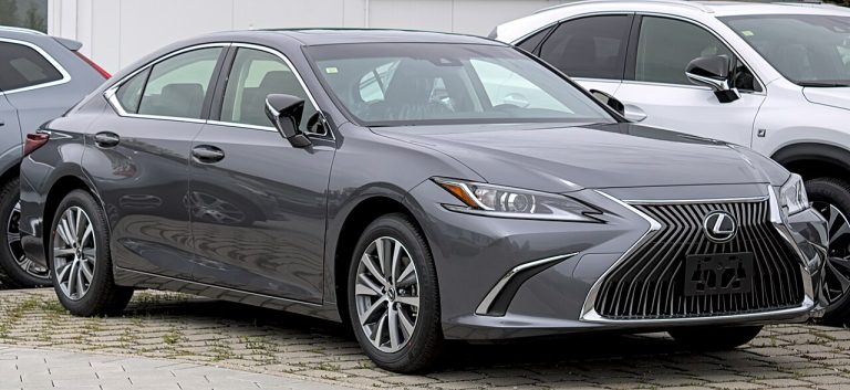 Lexus ES Specs, Range, Battery, Dimensions & Features