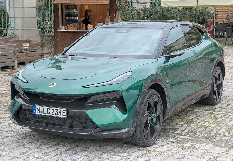 Lotus Eletre Specs, Range, Battery, Dimensions & Features