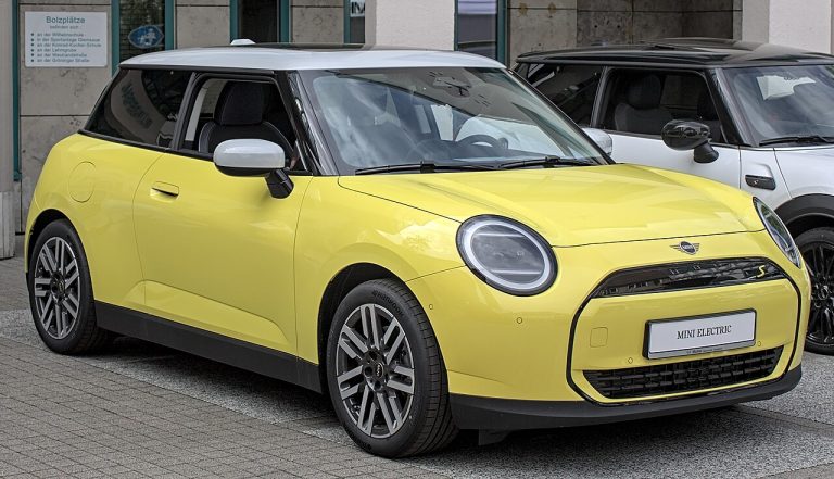 Mini Hatch Specs, Range, Battery, Dimensions & Features