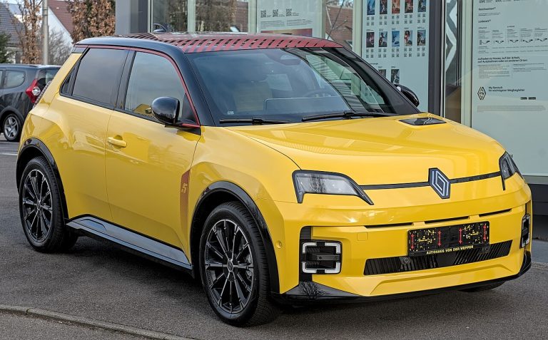 Renault 5 E-Tech Specs, Range, Battery, Charging & Features
