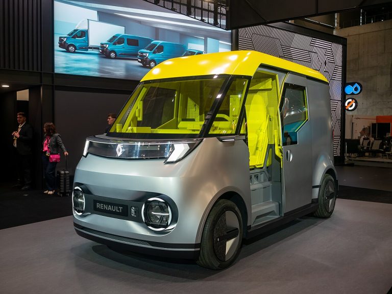 Renault FlexEVan Specs, Range, Battery, Dimensions & Features
