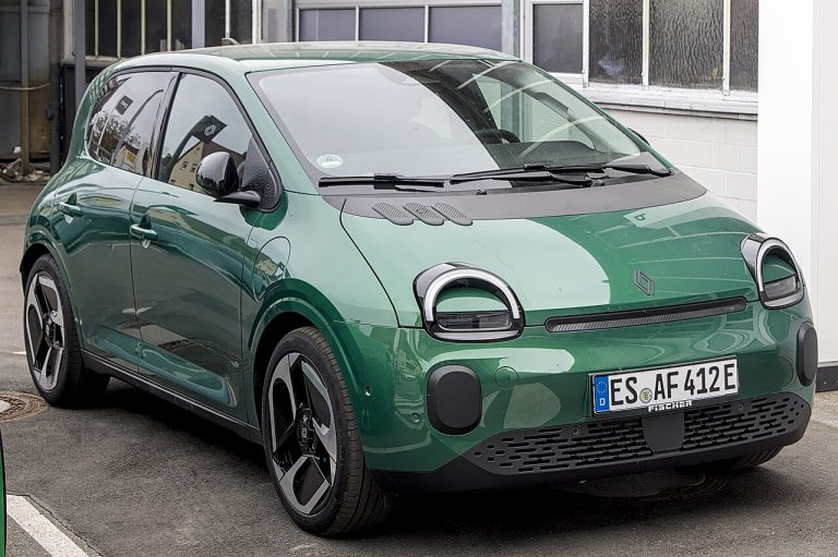 Renault Twingo E-Tech Specs, Range, Battery, Dimensions & Features