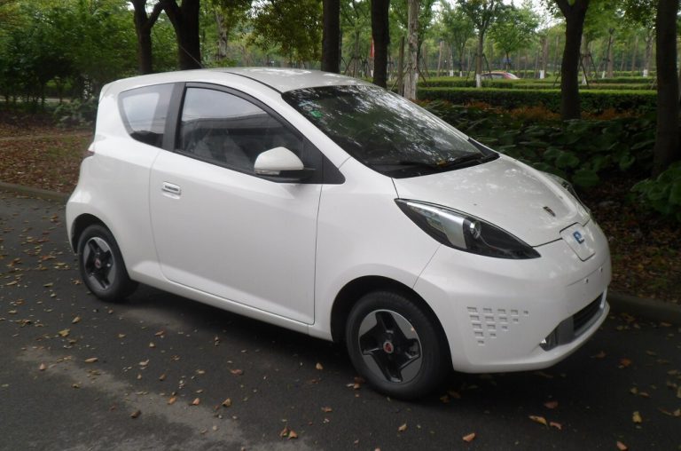 Roewe E50 Specs, Range, Battery, Dimensions & Features