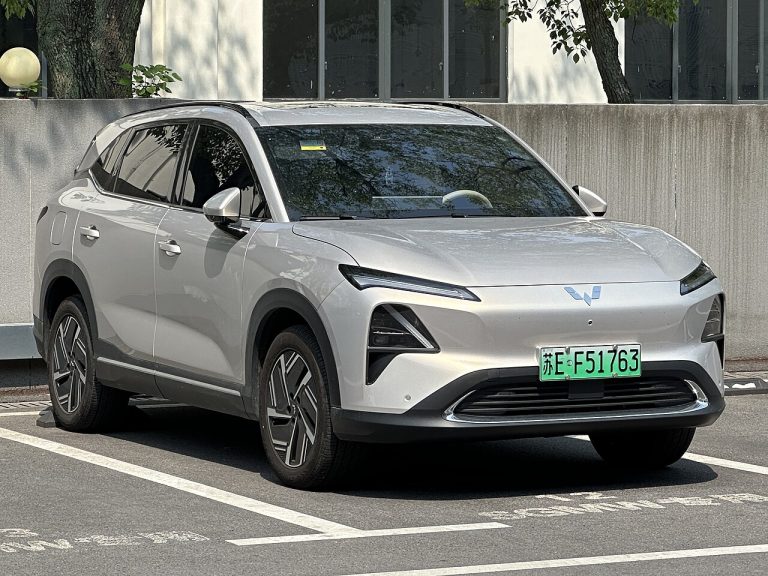 Wuling Starlight S Specs, Range, Battery, Dimensions & Features