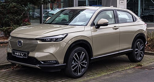 2023 HR-V e:HEV Advance (RV5; pre-facelift, Europe)