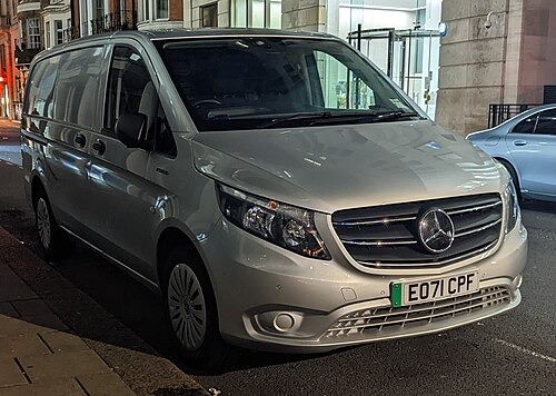 Front (eVito)