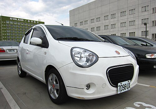 Tobe M'Car front view