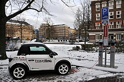 Tazzari Zero charging in Amsterdam
