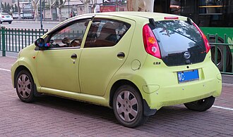 Rear view (pre-facelift, 2008–2014)
