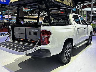 Changan Lantuozhe EV (rear)