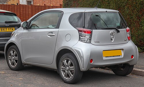  Rear-three-quarter view