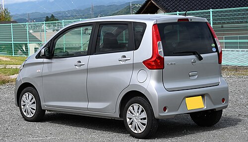 Nissan Dayz rear view (facelift)