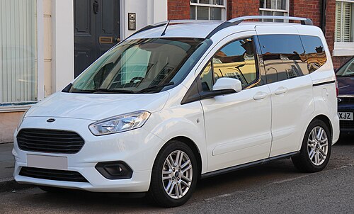 Front view (facelift)