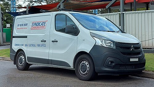 Mitsubishi Express