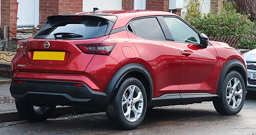 Rear view (pre-facelift)