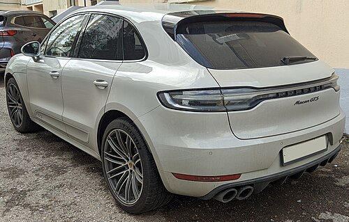 Rear view (facelift)
