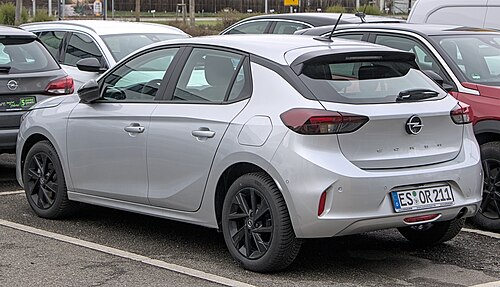 Rear view (facelift)